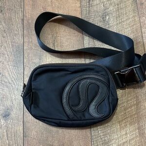 Lululemon Belt Bag 1L Logo Black
